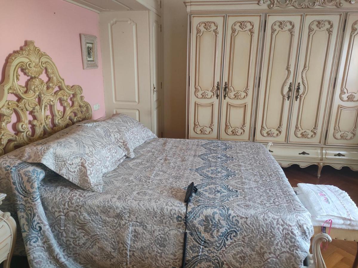 Holiday home La Rioja House Casa Entera Mesa De Pinpong Parking Gratuito, Chimenea, Barbacoa Centro *
